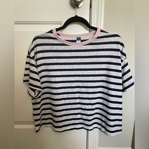 Women’s NWT old navy short sleeve striped shirt M